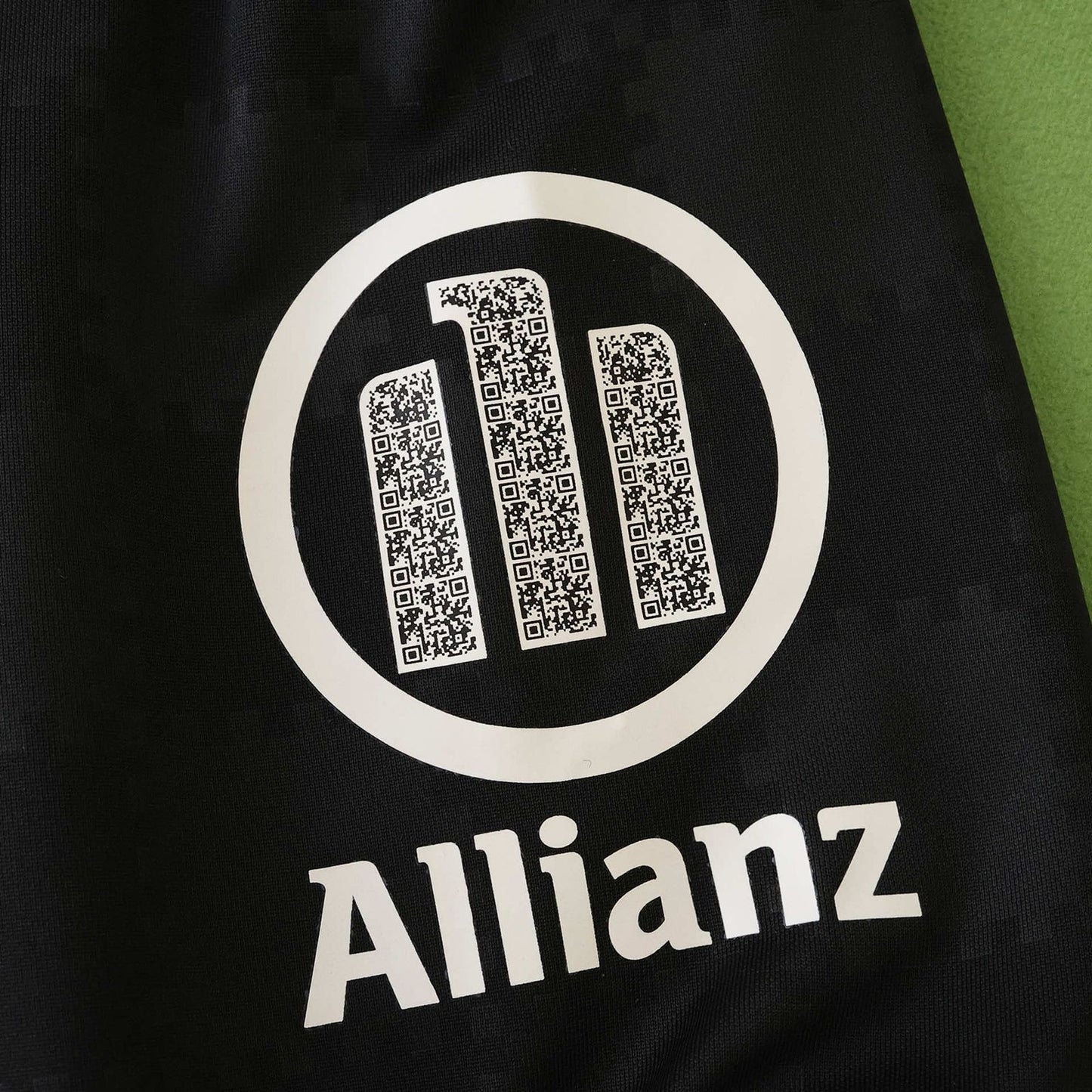 Bayern Munich 25/26 Jersey IIl - Version Fan