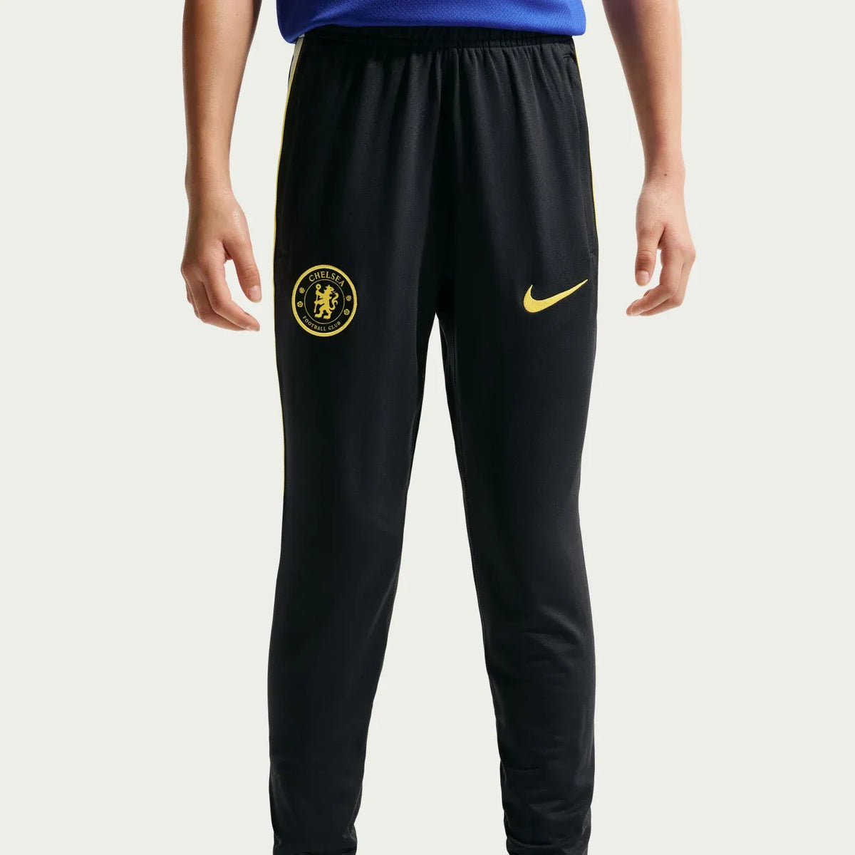 Chelsea 2026/27 Black Kids Training Tracksuit