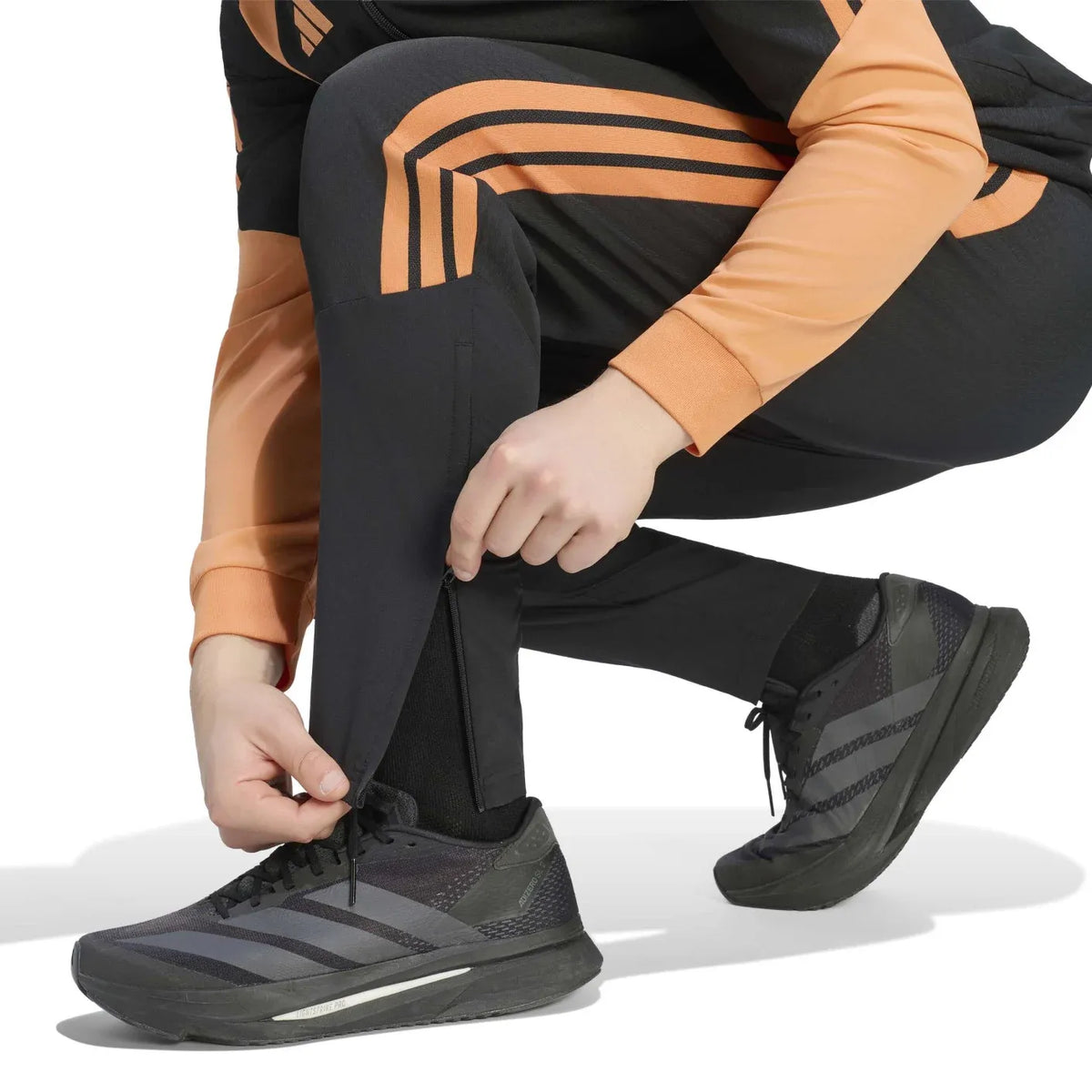 Arsenal 2026/27 Black Training Tracksuit