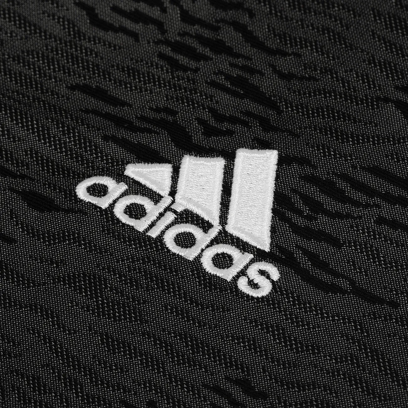 OFFICIAL MANCHESTER UNITED 2020 2021 II PLAYER SHIRT