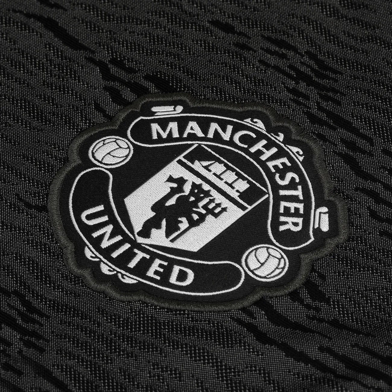 OFFICIAL MANCHESTER UNITED 2020 2021 II PLAYER SHIRT