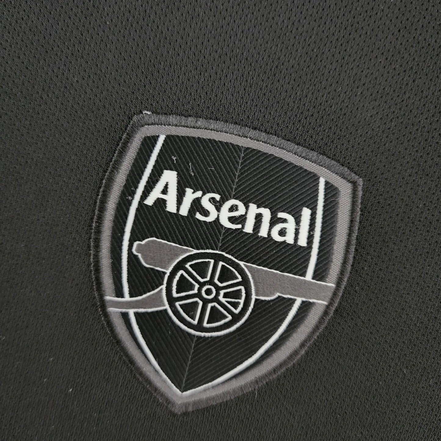 ARSENAL 2022/2023 BLACK PRE-MATCH TRAINING KIT