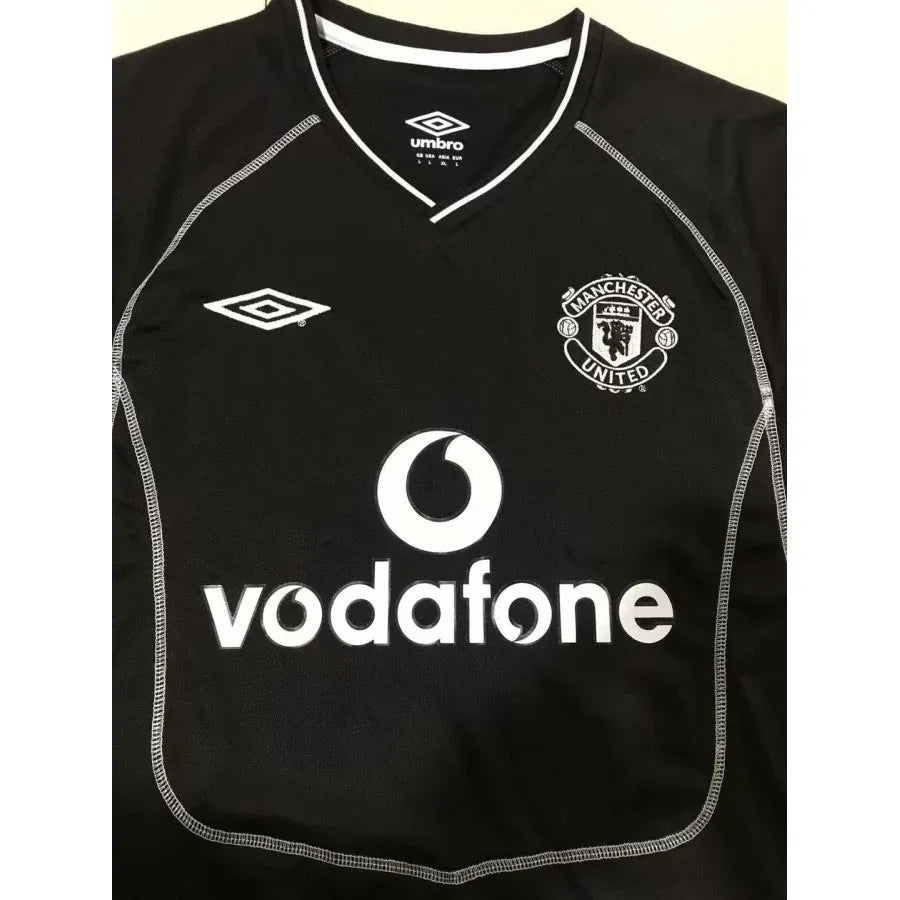 MANCHESTER UNITED 2001 2002 II PLAYER RETRO SHIRT