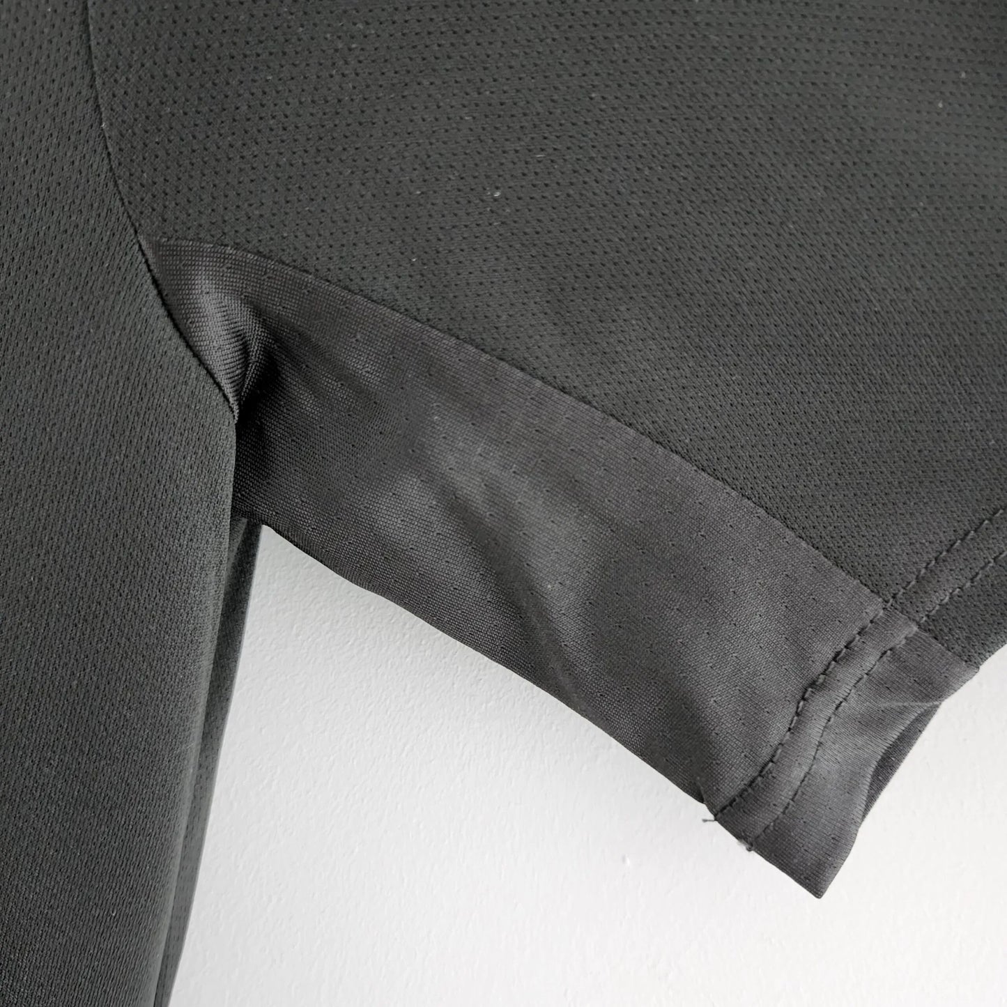 ARSENAL 2022/2023 BLACK PRE-MATCH TRAINING KIT