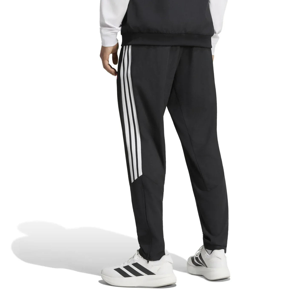 Liverpool FC Training Tracksuit 2026/27 – Black Grey White Red